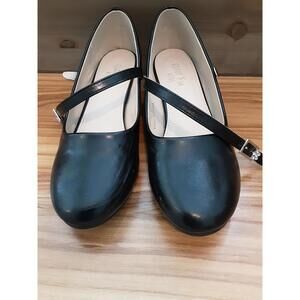EIGHT KM Girls High Heel Dress shoes Size 6 big kids
